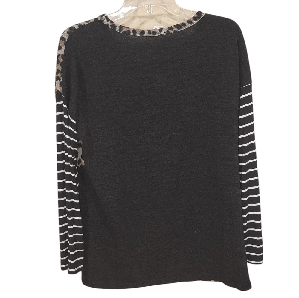 Bibi Animal Print Colorblock Sweater - Picture 3 of 3
